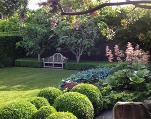 Irish country garden design by Dublin designer Peter O’Brien